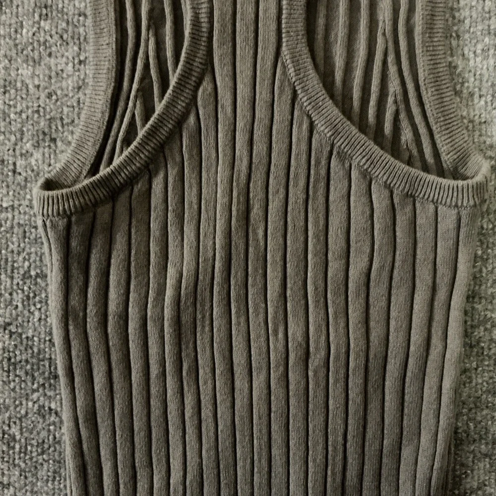 Splendid Olive Ribbed Tank Top - Picture 10 of 12